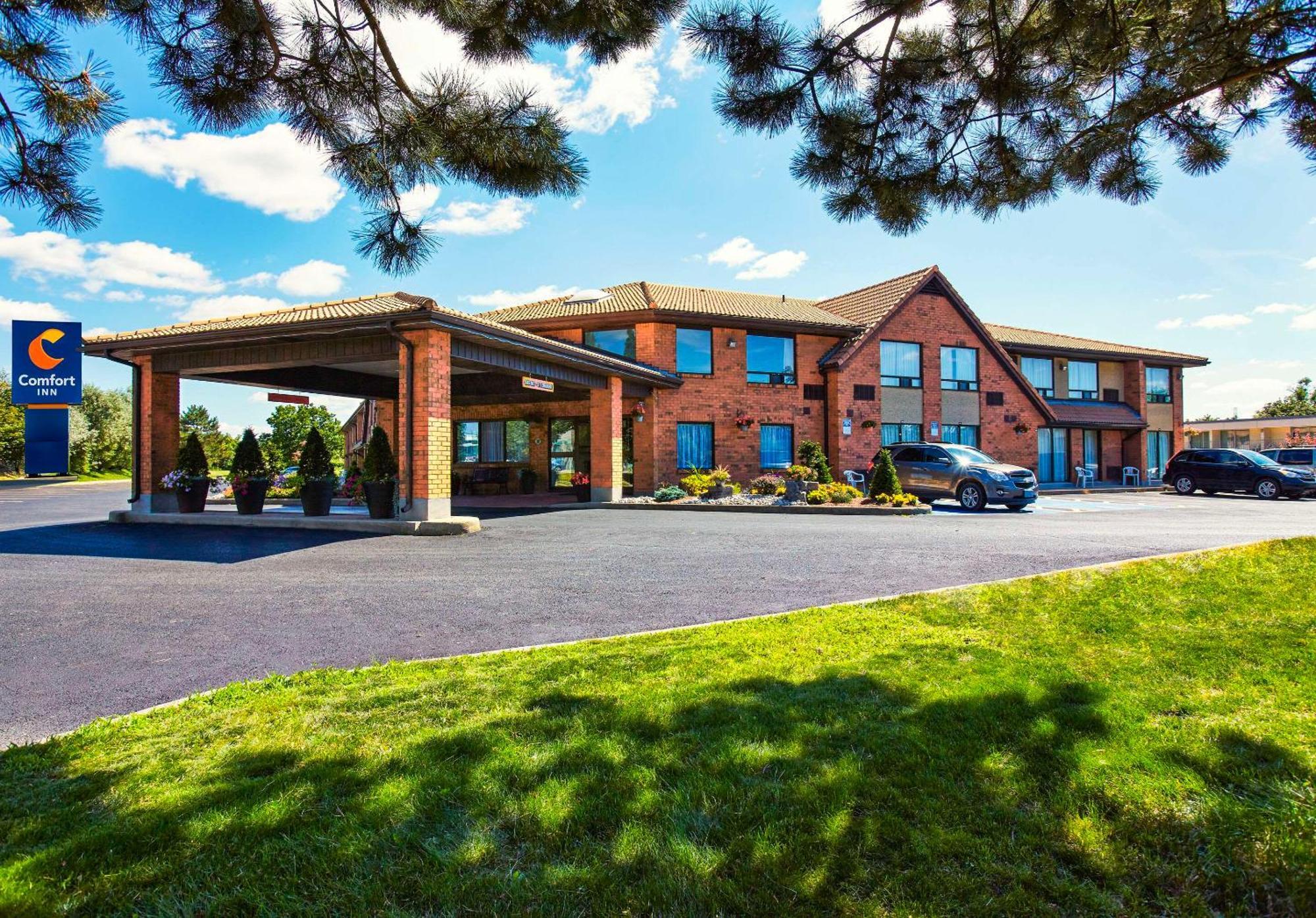 Comfort Inn Hwy 401 Kingston Exteriér fotografie