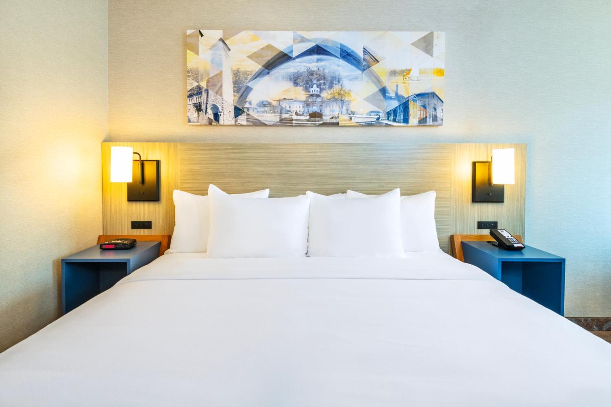 Comfort Inn Hwy 401 Kingston Exteriér fotografie