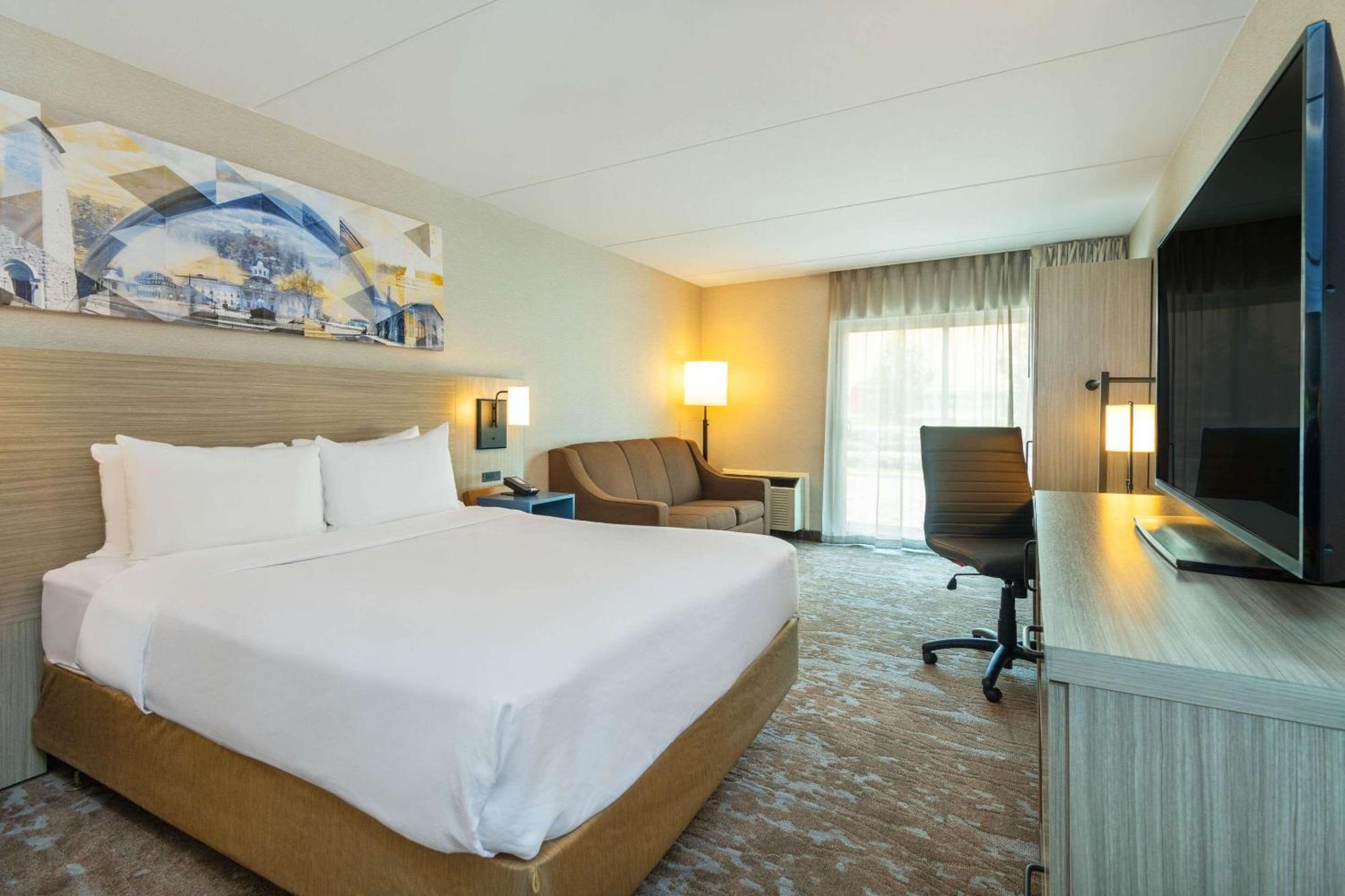 Comfort Inn Hwy 401 Kingston Exteriér fotografie